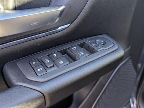 New 2026 RAM 1500 4x4 Crew Cab image 16