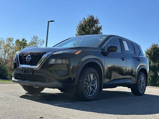 Used 2023 Nissan Rogue S AWD/4WD image 17
