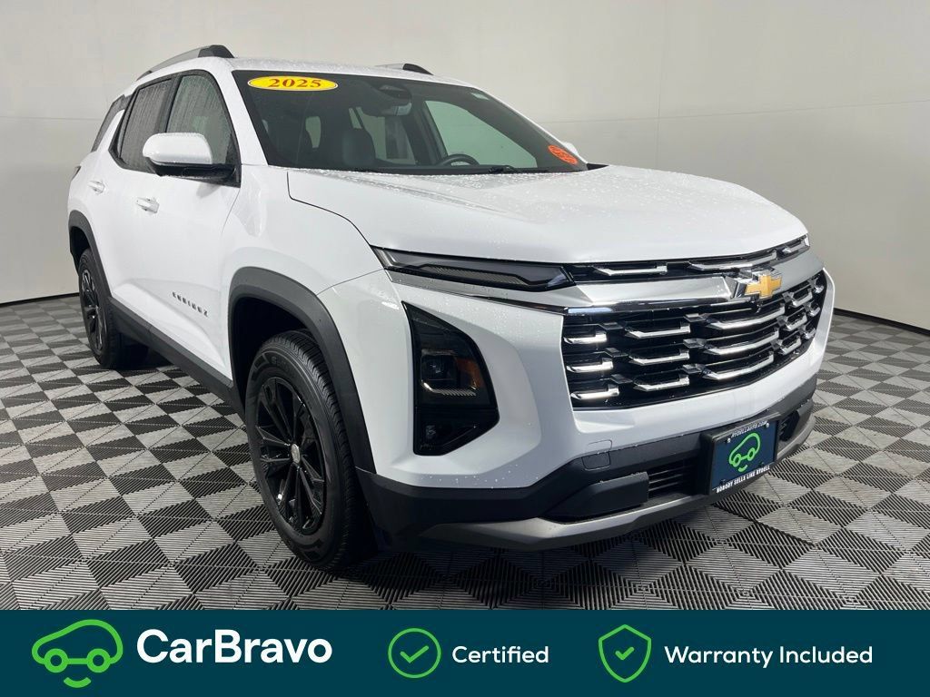 Used 2025 Chevrolet Equinox LT w/ Convenience Package II AWD/4WD image 2