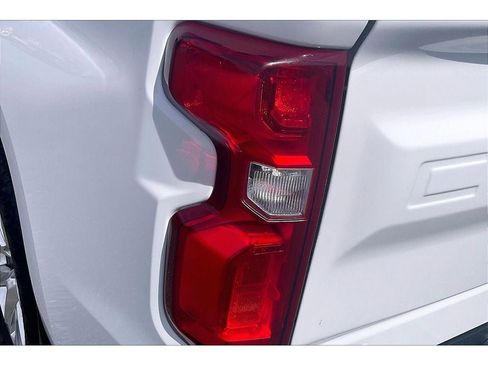Used 2021 Chevrolet Silverado 1500 LTZ w/ Safety Package II AWD/4WD image 29