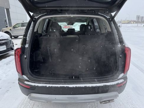 Used 2021 Kia Telluride EX image 39