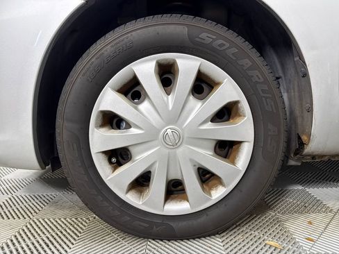 Used 2016 Nissan Versa SV image 20