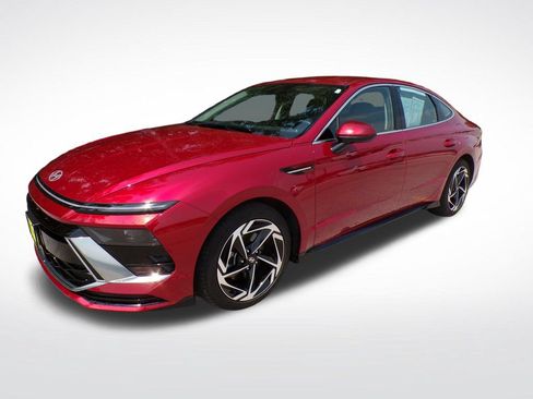 Certified 2026 Hyundai Sonata SEL AWD/4WD image 2