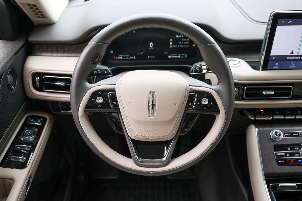 Used 2023 Lincoln Aviator Reserve w/ Equipment Group 201A AWD/4WD image 9