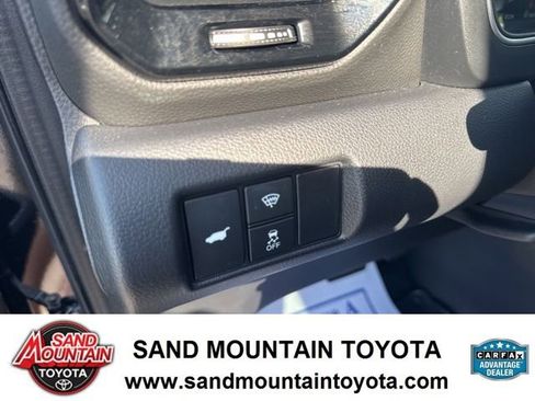 Used 2023 Honda Pilot Elite image 14