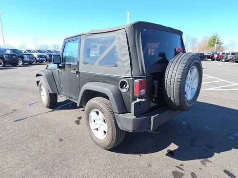 Used 2018 Jeep Wrangler Sport image 11