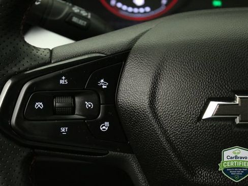 Certified 2025 Chevrolet Trax RS w/ Driver Confidence Package FWD image 9