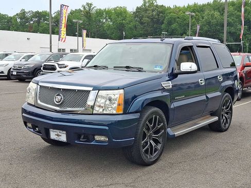 Used 2006 Cadillac Escalade AWD image 3
