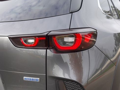 Certified 2025 MAZDA CX-50 2.5 Hybrid w/ Premium Plus Pkg image 5