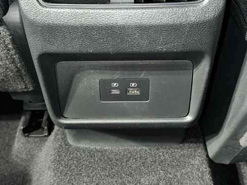 Used 2021 Nissan Rogue SV image 27