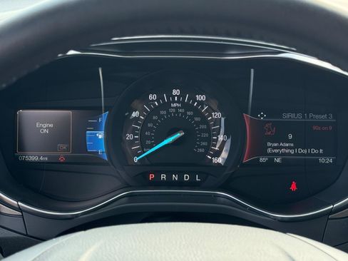 Used 2017 Ford Fusion SE w/ Equipment Group 201A FWD image 20