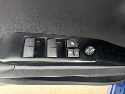 Used 2026 Toyota Camry SE image 25