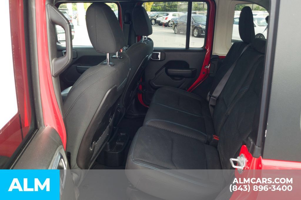 Used 2024 Jeep Wrangler Unlimited Rubicon 4xe AWD/4WD image 16