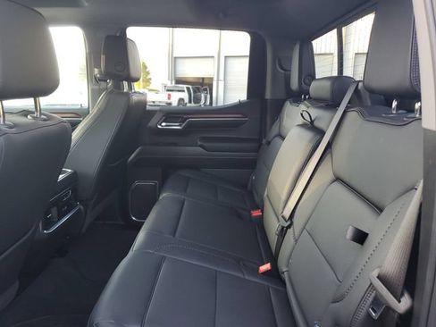 Used 2024 GMC Sierra 1500 Denali w/ Denali Reserve Package AWD/4WD image 11