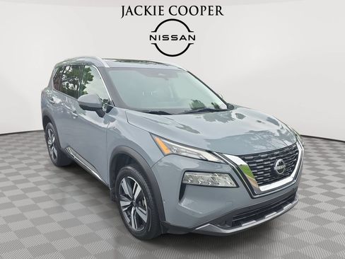 Used 2023 Nissan Rogue SL w/ SL Premium Package AWD/4WD image 3