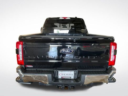 Used 2024 Ford F250 Lariat AWD/4WD image 4