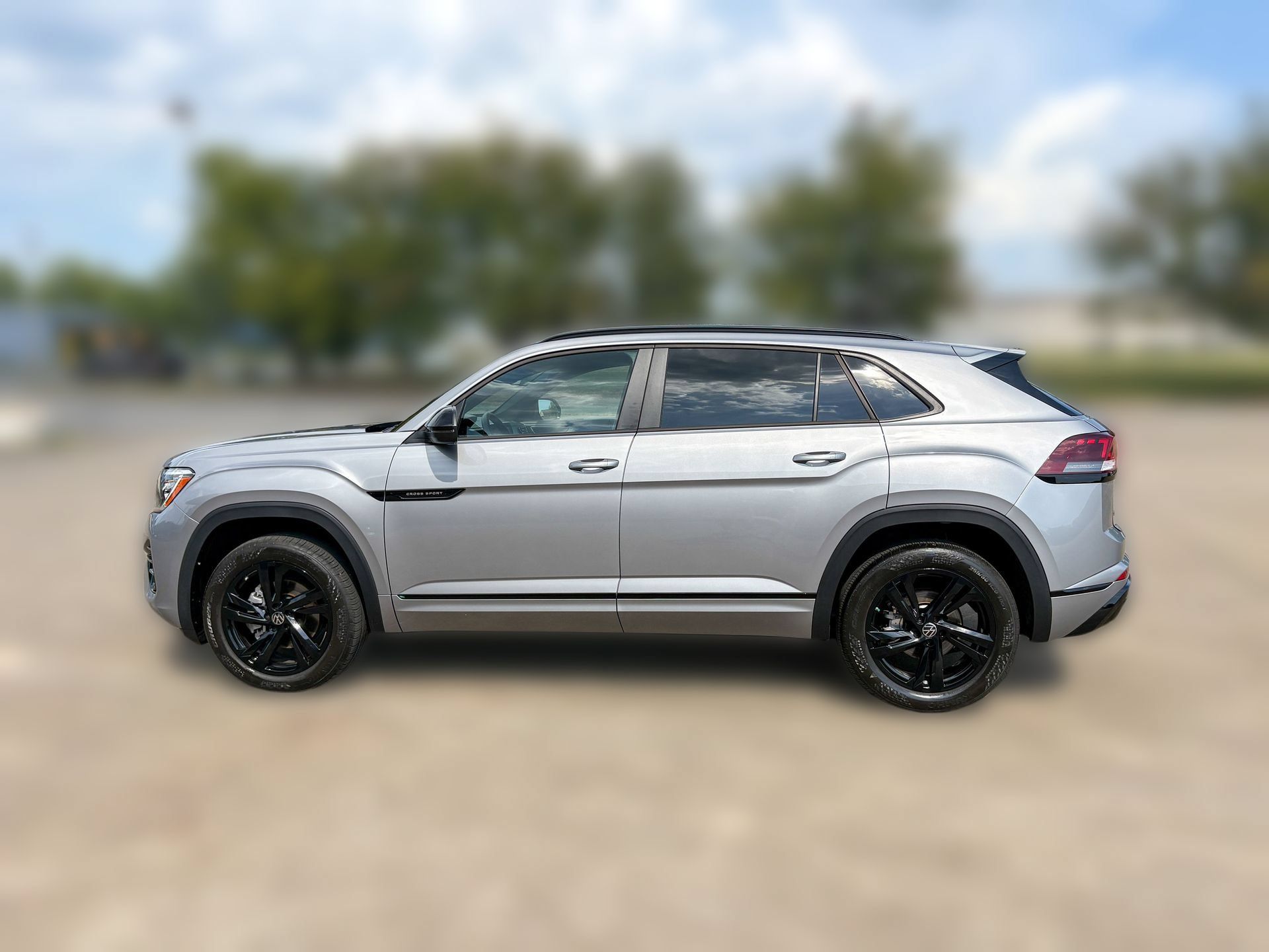 Used 2025 Volkswagen Atlas Cross Sport SEL R-Line AWD/4WD image 9