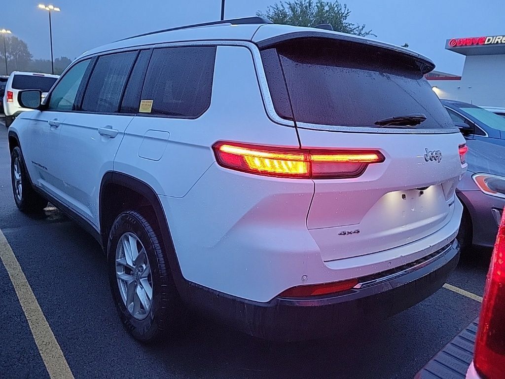 Used 2023 Jeep Grand Cherokee L Laredo AWD/4WD image 4