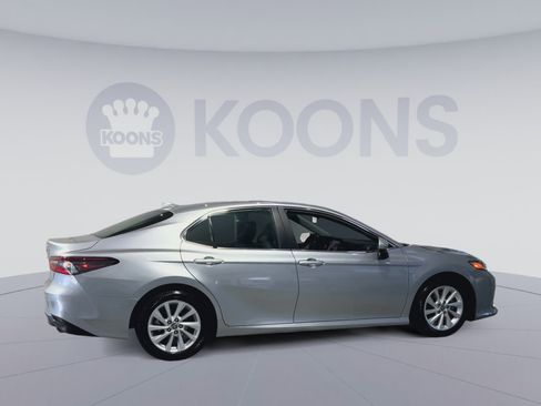 Used 2024 Toyota Camry LE FWD image 12
