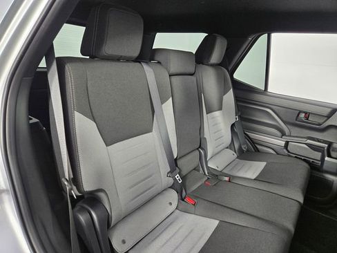 Used 2025 Toyota 4Runner TRD Off-Road image 17