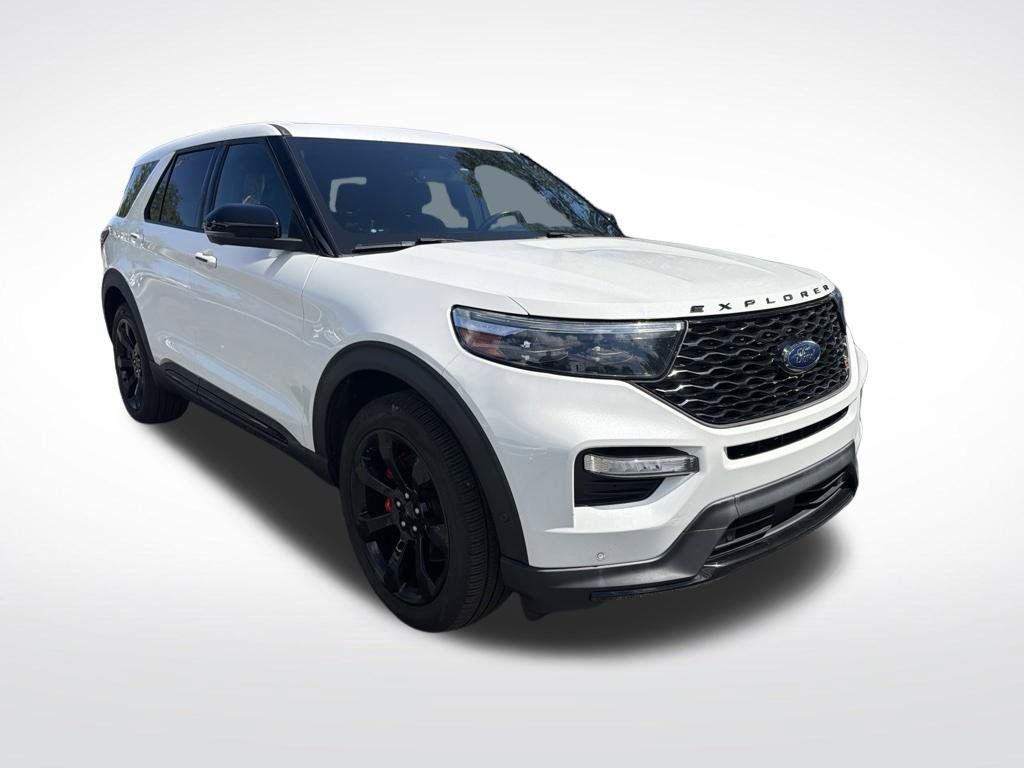 Used 2021 Ford Explorer ST w/ Equipment Group 401A AWD/4WD image 2