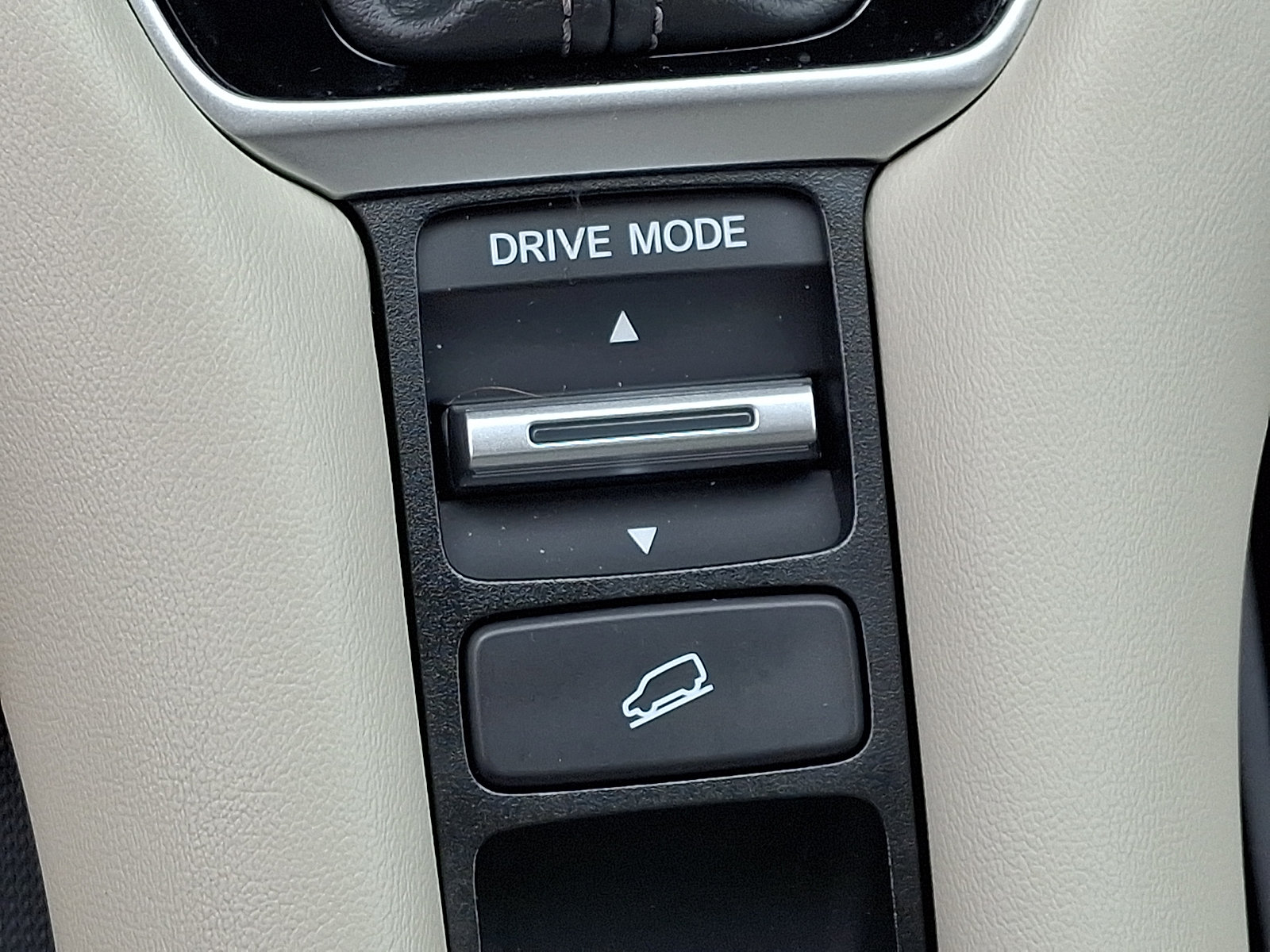 Used 2024 Honda HR-V EX-L image 27