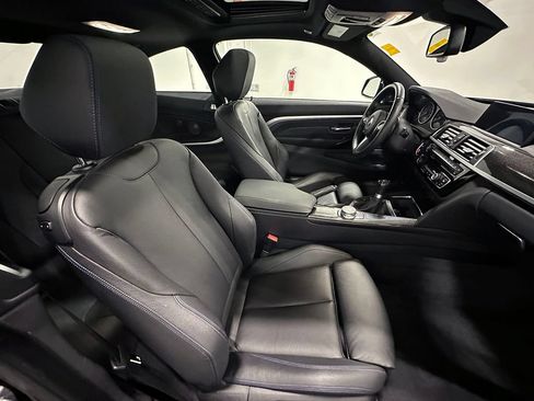 Used 2020 BMW 440i xDrive Coupe w/ M Sport Package AWD/4WD image 24