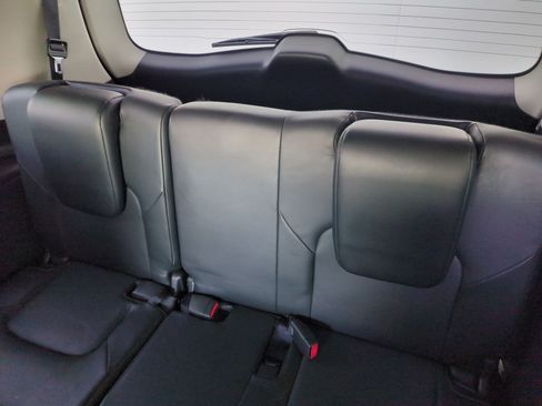 Used 2019 INFINITI QX80 Luxe w/ Proactive Package AWD/4WD image 32