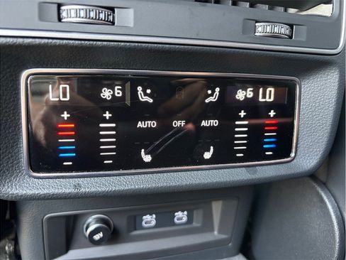 Used 2021 Audi RS Q8 w/ Black Optic Package AWD/4WD image 46