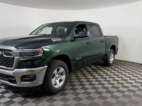 New 2026 RAM 1500 4x4 Crew Cab image 3