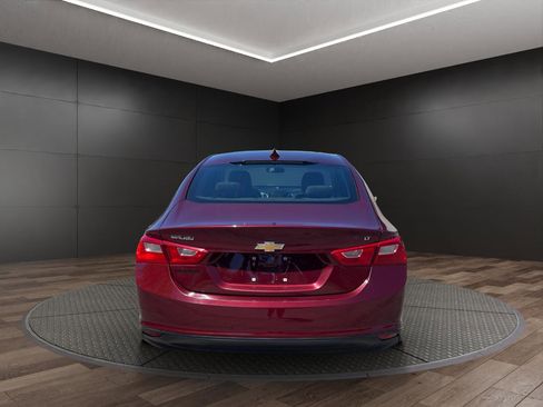 Used 2016 Chevrolet Malibu LT FWD image 7