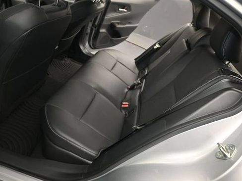 Used 2023 Toyota Prius XLE FWD image 13