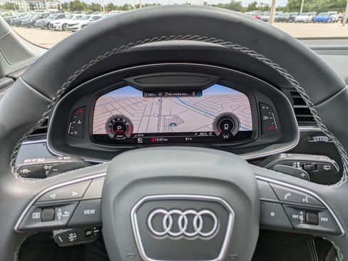 Used 2025 Audi Q7 3.0T Premium Plus AWD/4WD image 33
