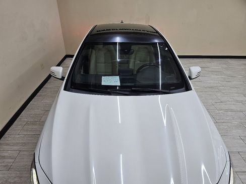 Used 2018 Mercedes-Benz CLA 250 4MATIC image 4