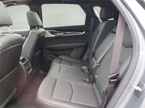 Certified 2021 Cadillac XT5 Premium Luxury image 13