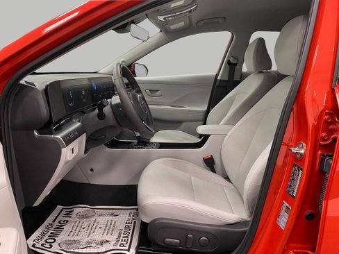 Certified 2024 Hyundai Kona SEL AWD/4WD image 29
