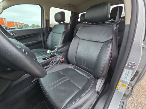 Used 2019 Ford Ranger Lariat w/ Black Appearance Package image 11