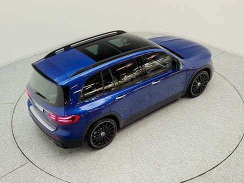 Used 2025 Mercedes-Benz GLB 35 AMG 4MATIC image 27