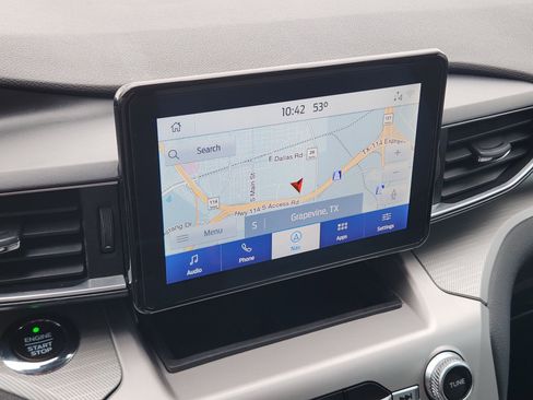 Used 2021 Ford Explorer XLT w/ Equipment Group 202A image 18