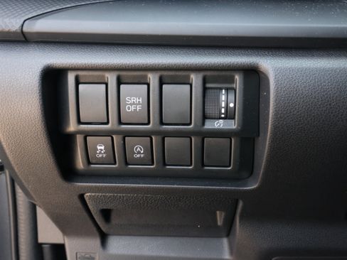 Used 2023 Subaru Forester AWD/4WD image 17