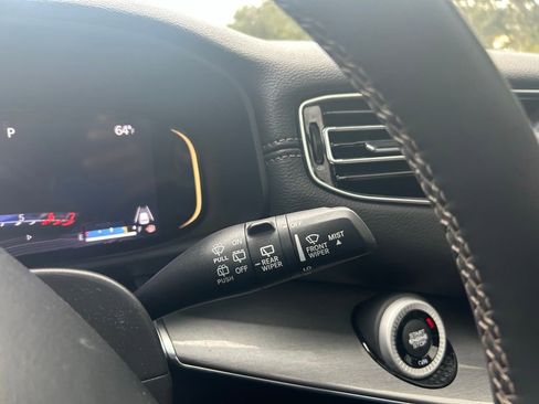 Used 2022 Jeep Wagoneer Series III image 23