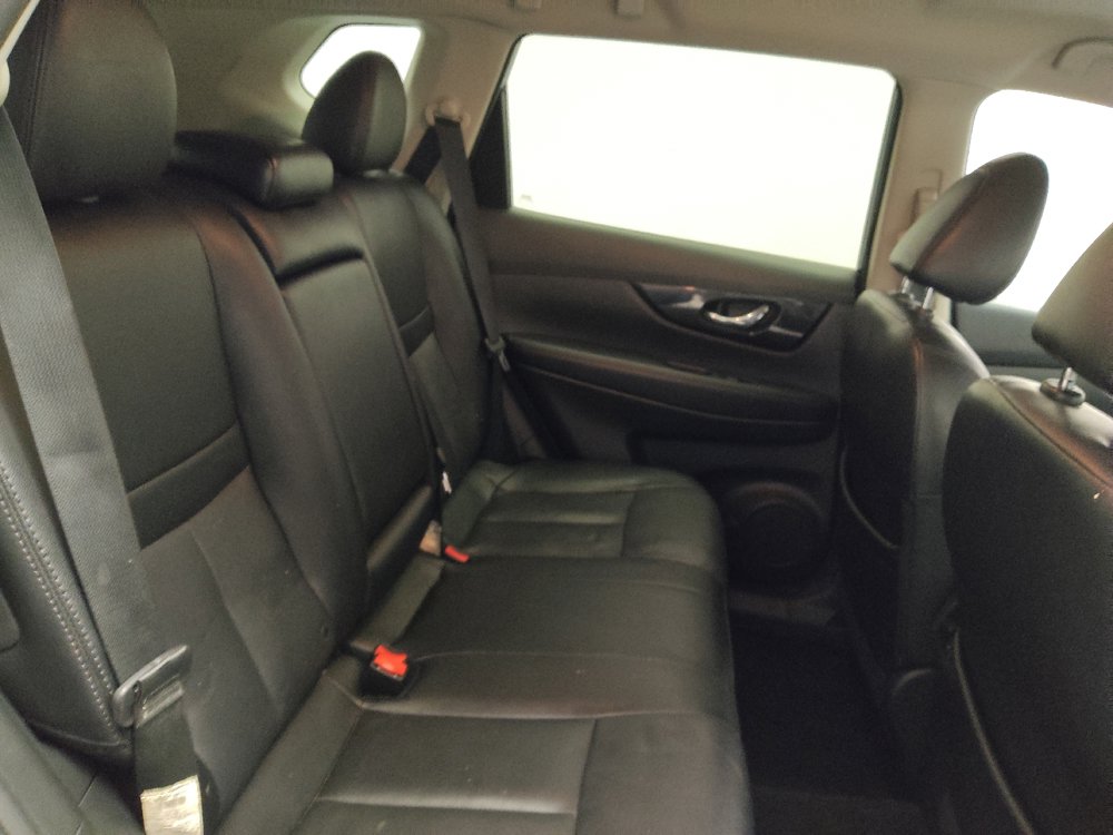Used 2018 Nissan Rogue SL FWD image 19