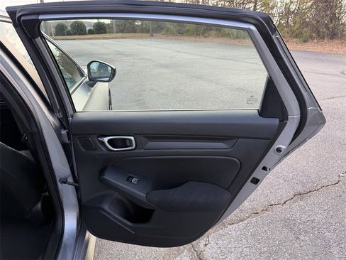 Used 2024 Honda Civic Sport image 12