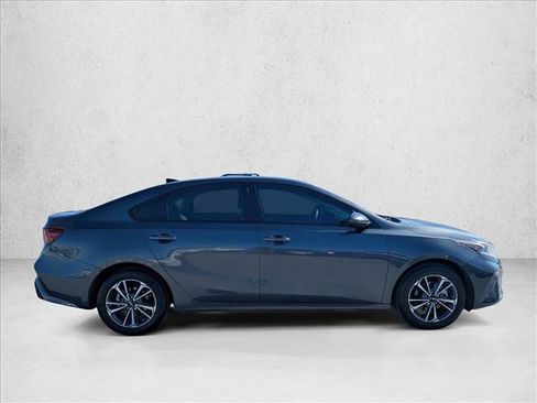 Used 2024 Kia Forte LXS FWD image 4