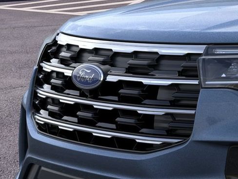 New 2026 Ford Explorer Active w/ Active Comfort Package AWD/4WD image 17