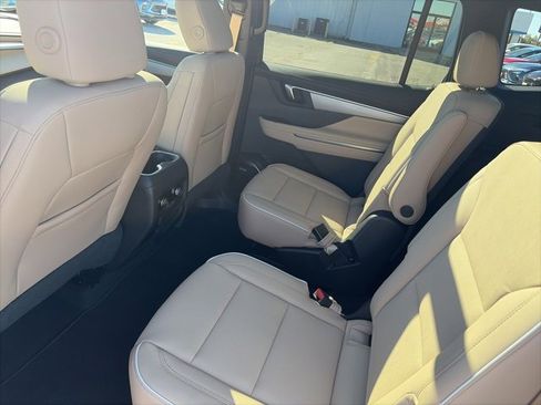 New 2026 Buick Enclave Preferred w/ Power Package image 11