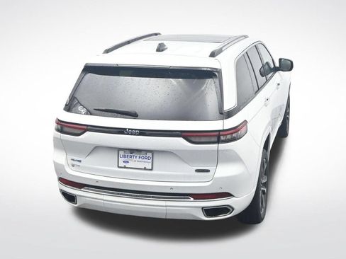 Used 2023 Jeep Grand Cherokee Overland AWD/4WD image 35