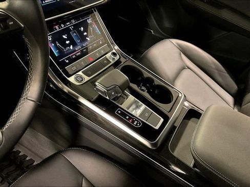 Certified 2025 Audi Q7 2.0T Premium Plus w/ Premium Plus Package image 17
