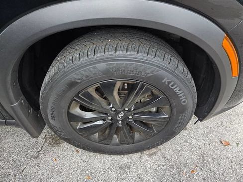 Used 2025 INFINITI QX60 Pure FWD image 4