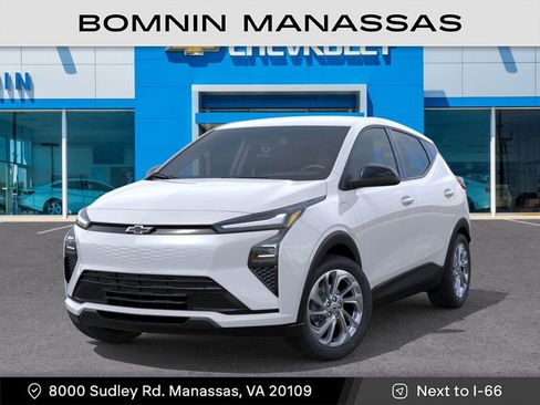 New 2027 Chevrolet Bolt LT w/ Comfort Package FWD image 7